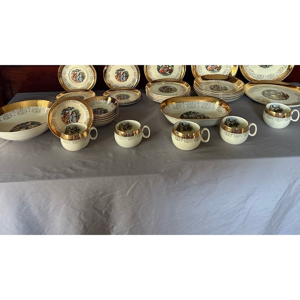 Crest O Gold Sabin Warranted 22K Vintage, Antique Dinnerware